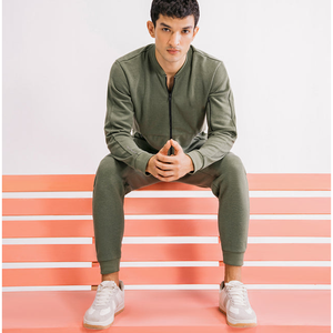 Deportes universitarios al por mayor OEM personalizado unisex 100 algodón cremallera chándales pantalones de chándal de gran tamaño y Sudadera con capucha conjunto chándal en blanco - Product Image 1