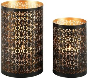 Support votif en fer à finition antique avec un travail floral au laser fin pour créer une esthétique vintage dans des intérieurs modernes - Product Image 2