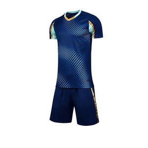 High Quality Customizable Soccer Uniform Kits for European Clubs and Players <b>Comfortable</b> New 2025 Season Wholesale Soccer Wear - Product Image 3