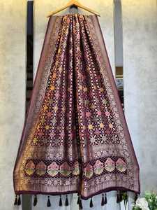 ผ้าคลุมไหล่พรีเมียม วิสโคสแท้ จอร์เจตต์ น้ำหนักเบา เหมาะสำหรับฤดูหนาว ดีไซน์พลิ้วไหว สไตล์ชาติพันธุ์ สำหรับผู้หญิง ใช้ในงานปาร์ตี้ งานแต่งงาน ขายส่ง รับผลิตตามแบบ (OEM) ส่งออก - Product Image 6