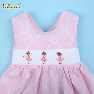 Dancing Girls Hand Smocked Pink Baby Dress OEM ODM Baju Anak-anak Bordir Disesuaikan Grosir Produsen-BB3058