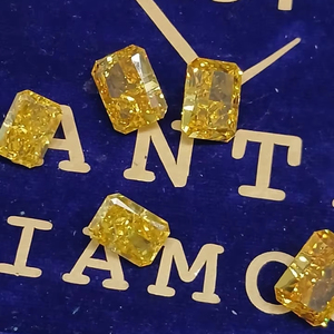 เพชร CVD HPHT VS1 4CT สีเหลืองสดใสแฟนซีห้องปฏิบัติการที่ได้รับการรับรองจากผู้เชี่ยวชาญ - Product Image 2