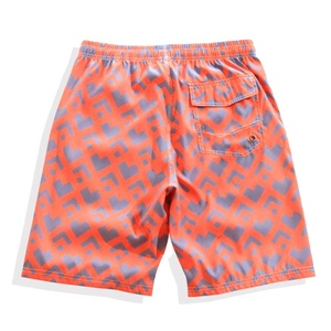 Nouveaux shorts tendance pour hommes, séchage rapide, décontractés, imprimés par sublimation personnalisée, rayés, respirants, pour la plage et la baignade - Product Image 4