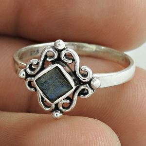 Belle bague en pierres précieuses Labradorite bleue Bague en argent sterling 925 Bague naturelle faite à la main Lunette de réglage Design Derniers bijoux - Product Image 2