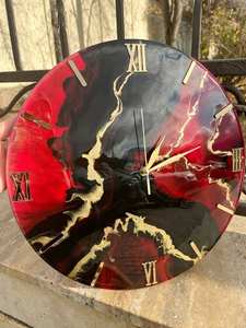 Horloge murale religieuse en résine écologique avec un design artistique unique fait à la main, personnalisable en provenance d'Inde - Product Image 5