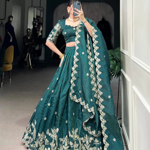 Blusa de estilo indio pakistaní para mujer Full Gold Crush Lehenga Choli Dupatta con bordado para fiestas de verano bodas - Product Image 1