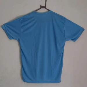 Camisetas de peso pesado de gran tamaño para hombre, camiseta informal con patrón sólido y hombros caídos, tela de punto de longitud corta, logotipo personalizado hecho en La India - Product Image 2