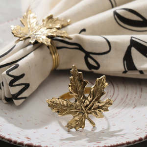 Anneau de serviette en feuille d'érable dorée de luxe, élégant porte-serviettes en métal pour mariage, fête et décoration de table d'hôtel - Product Image 3