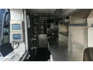 Limpio 2022 Merc-edes-Benzs Sprinter 4500 - Product Image 3