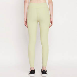 Acheter en ligne Friendly Budget Legging pour femmes Sublimation Prix bas Bonne qualité Vêtements d'entraînement et de course Legging pour femmes - Product Image 4