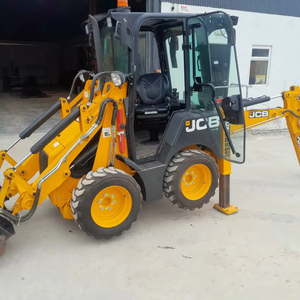 JCB 1CXT 4X4 Fabricant Pelleteuse avec vérin hydraulique pour travaux de construction - Product Image 1