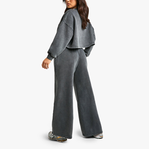 Conjunto de pantalones Jogger de dos piezas de talla grande y alta calidad, chándal de mujer personalizado liso en blanco grueso con cuerda - Product Image 4