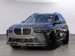 Últimas especificaciones para el BM-W ALPINA_XB7 SUV de lujo usado del 2024, 4.4L V8 Twin-Turbo AWD de alto rendimiento - Product Image 4