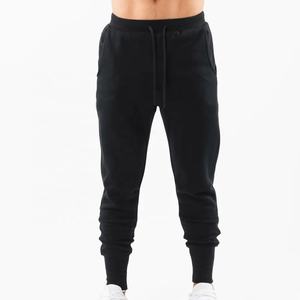 Pantalon de sport de jogging léger et respirant en tissu foncé personnalisable pour homme Pantalon de survêtement haut de gamme Offre Spéciale vêtements de fitness-Mid - Product Image 3