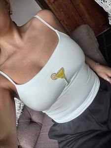 Porte-clés perlé à la main pour femmes, breloque de sac brodée de perles de qualité supérieure - Product Image 3