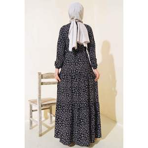 Robe Tunnel Taille Motif Floral Noir - Product Image 3