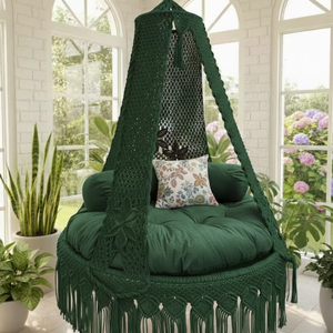 Donde el Confort se Une a la Artesanía: Silla Colgante de Macramé Hecha a Mano con Diseños Personalizados de The Top Knott - Product Image 1