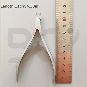 Coupe-cuticules professionnel en acier inoxydable antidérapant, durable, parfait pour les soins des mains, des pieds et des ongles, éliminateur de peaux mortes de précision - Product Image 6