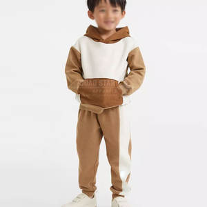 Vente en gros OEM survêtement à manches longues pour enfants de haute qualité, survêtement d'entraînement à bas quantité minimale de commande le plus vendu à bas prix - Product Image 1