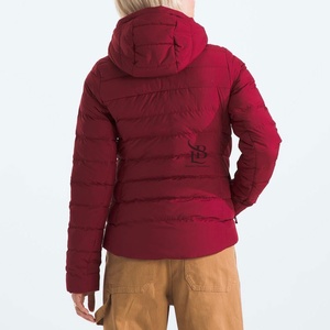 Chaqueta acolchada de primera calidad para mujer, abrigo de invierno acolchado aislado con cuello alto para una cálida chaqueta acolchada para mujer - Product Image 4