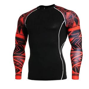 Produit très demandé Personnalisé MMA Hommes Rash Guard pour une utilisation en extérieur Impression entièrement personnalisée Hommes Rash Guard - Product Image 2