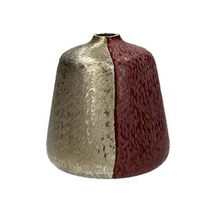 Vase moderne en métal de forme inhabituelle, fini argenté, parfait pour la décoration du salon, du bureau et des événements, en gros d'Inde - Product Image 4