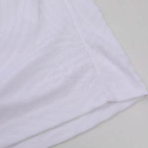 Uniforme de Fútbol Hecho de Material Absorbente de Sudor Diseñado para Mantener a los Jugadores Frescos y Secos Durante Partidos de Fútbol Intensos - Product Image 5