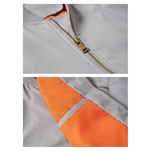 Chaqueta de bombardero ligera personalizable para hombre, cortavientos de tela suave y acogedora con cuello de piel sintética sostenible y logotipo personalizado - Product Image 5