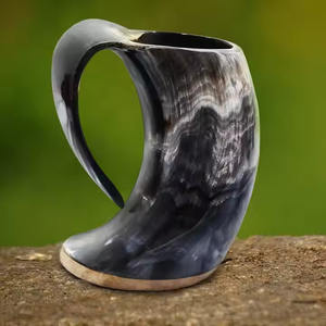 Tasse à vin en corne de buffle de haute qualité dernière conception avec une finition naturelle écologique Viking sculptée unique navire à boire de qualité supérieure - Product Image 1