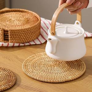 Wholesale Natural Woven <b>Placemats</b> Coasters Heat Resistant Rattan Craft from Vietnam Water Hyacinth <b>Wicker</b> Basket Flower Crafts - Product Image 3