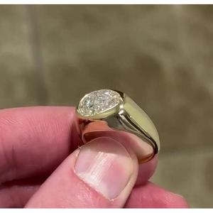 Anillo de Compromiso con Diamante de Laboratorio en Forma de Pera de 2.00ct, Certificado IGI D-E-F VVSVS, Moderno Solitario de Oro - Product Image 5