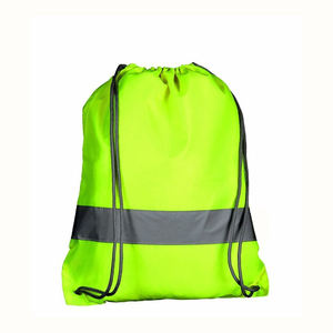 Sac à dos en polyester de qualité supérieure avec cordon de serrage, couleur noire, sac de sport de voyage en tissu avec logo personnalisé imprimé - Product Image 1