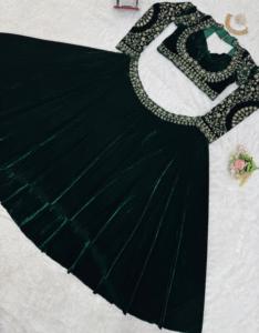 ชุดงานแต่งงานออกแบบสวม lehenga choli กับด้ายและลำดับการทำงาน - Product Image 2
