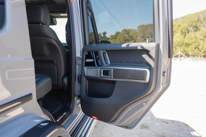 A.MG G63 4x4 2024, 75001-100000 Millas, 250-300 CV, V8 Biturbo, 4WD, Ejes de Portal, Volante a la Izquierda, Cuero, Equipamiento de Alta Gama - Product Image 4