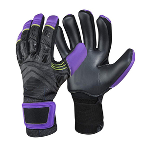 ยางเยอรมันปรับแต่งโลโก้ GK สีดำ - Product Image 1