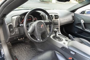 USADO LHD/RHD 2005 CHEVROLET CORVETTE COUPE - Product Image 3