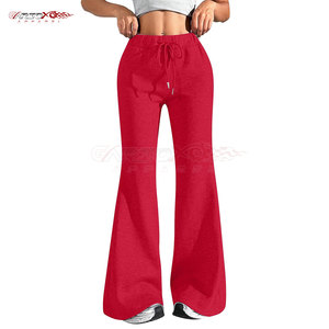 Pantalon de survêtement évasé pour femme avec coupe rétro et tissu confortable pour un look de salon ou de rue - Product Image 1