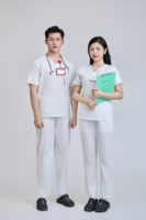 Ensemble de blouses médicales unisexes FMF, blanc |   Tissu WFX-CVC 52% coton 45% polyester 3% élasthanne |   Détection des aiguilles |   Origine vietnamienne |