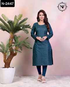 Las últimas mujeres usan Chikankari Work Ready to Wear Premium Slub Cotton Kurtis con tallas grandes disponibles Vestidos y trajes indios - Product Image 4