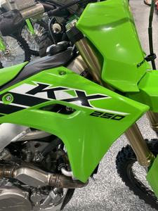 Oferta Increíble: Motocicletas Nuevas Kawasaki KX250 2025 - Product Image 3