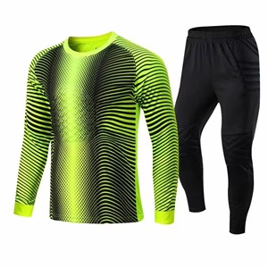 Proveedor directo de fábrica de alta calidad de fútbol/uniforme de fútbol personalizado y de tela y logotipo conjuntos de uniformes de fútbol a precio razonable - Product Image 3