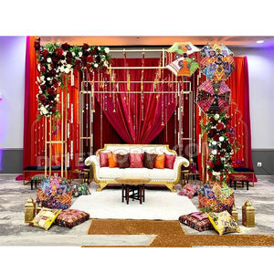 Décor de station de mariée exclusif avec auvent en métal superbes arches en métal pour décor de nuit au henné arches en métal pour scène de mariage - Product Image 1