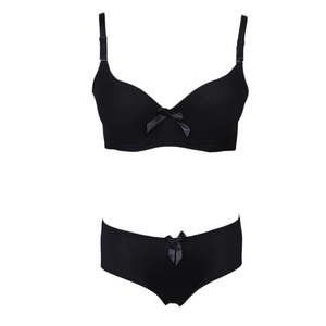 Conjunto de sujetador y bragas de espuma con aros para mujer - Negro - Product Image 1