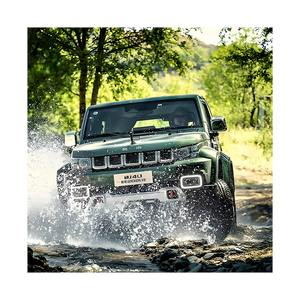 Auto Usado 2020 Beijing BJ40 Plus 2.0T 4WD SUV Transmisión Automática Vehículo de Gasolina Turboalimentado - Product Image 3