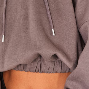 Sweat-shirt tendance prêt à porter pour femmes, fabriqué en un mélange de coton durable avec un espace pour logo personnalisé et une coupe à épaules tombantes - Product Image 5