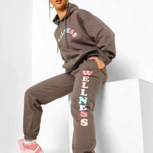 Ensemble de survêtement pour femme tendance 2025, lourd, brodé et imprimé, haut long, survêtement d'hiver, décontracté, motif uni, personnalisable - Product Image 3