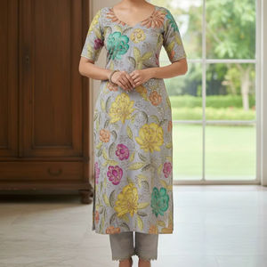 Tela de Viscosa Natural Crepé de Alta Calidad con Textura de Alta Torsión para un Acabado Suave y Perfecto para Otoño - Product Image 3