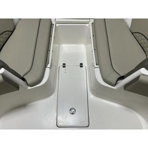 Nuevo Bote de Pesca de Plástico con Consola Central Key West Boats 291 FS 2024, Diseñado para Especies de Agua Salada - Product Image 4