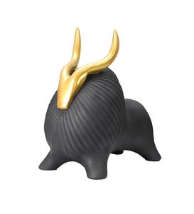 Figurine de yak en noir et or Statuette en polyrésine au design moderne en plastique pour figurine en polyrésine Sprin Yak noir et or - Product Image 1
