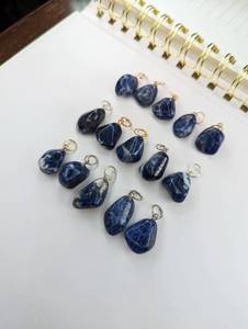 Vente en gros de pendentif Lapis Lazuli en plaqué or 14 carats en argent 925 percé de bijoux pour cadeaux de mariage pour les fêtes certifiées IGI - Product Image 2